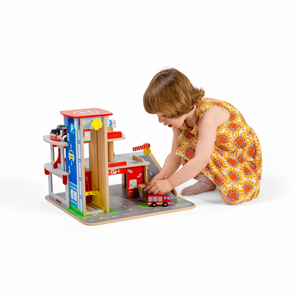 Park & Play Garage
