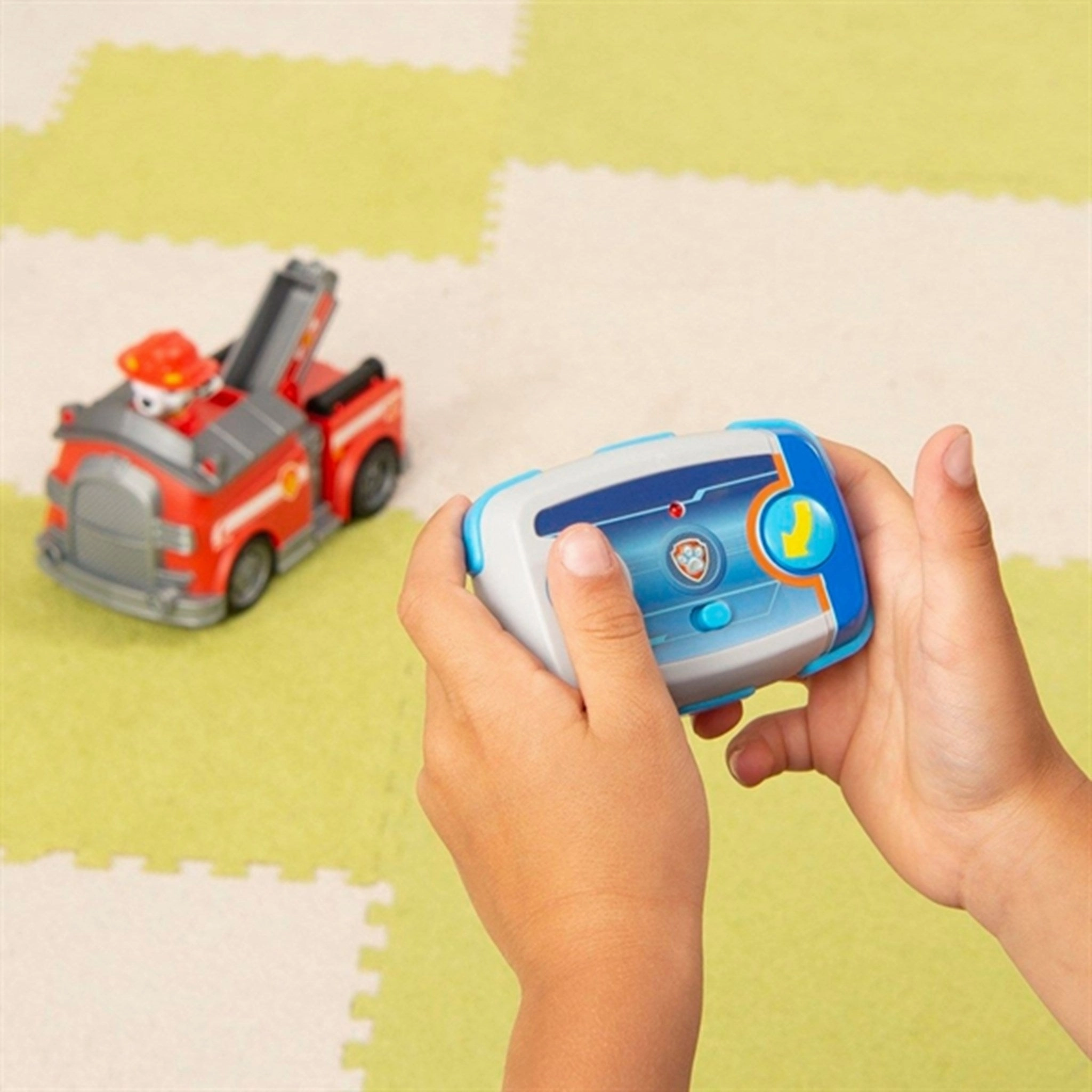 Paw Patrol Marshall RC Firetruck