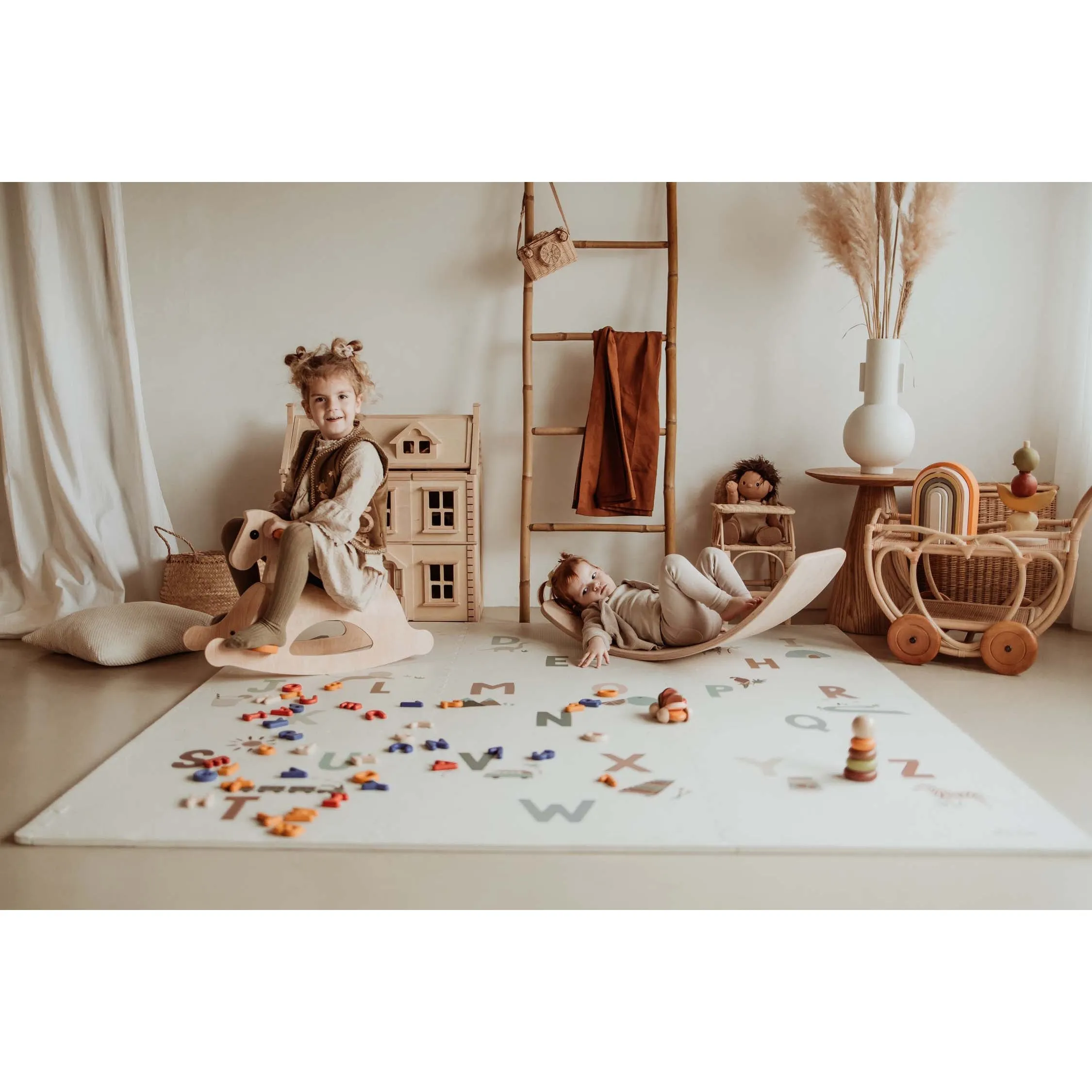 Play&Go EEVAA 3-in-1 Reversible Puzzle Playmat - Alphabet - 180x180cm