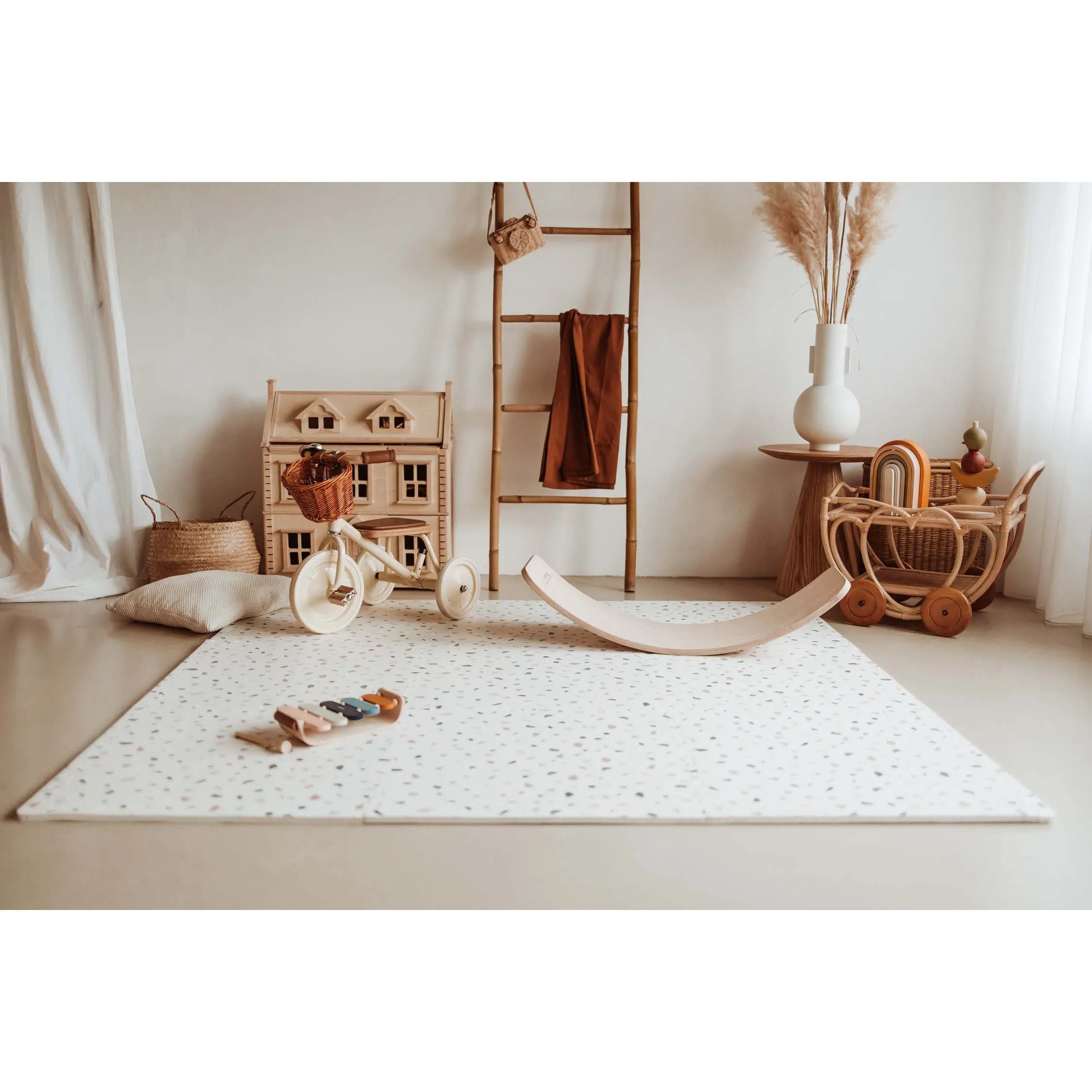 Play&Go EEVAA 3-in-1 Reversible Puzzle Playmat - Alphabet - 180x180cm