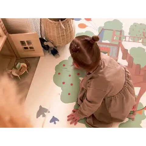 Play&Go EEVAA 3-in-1 Reversible Puzzle Playmat - Tree House - 120x180cm