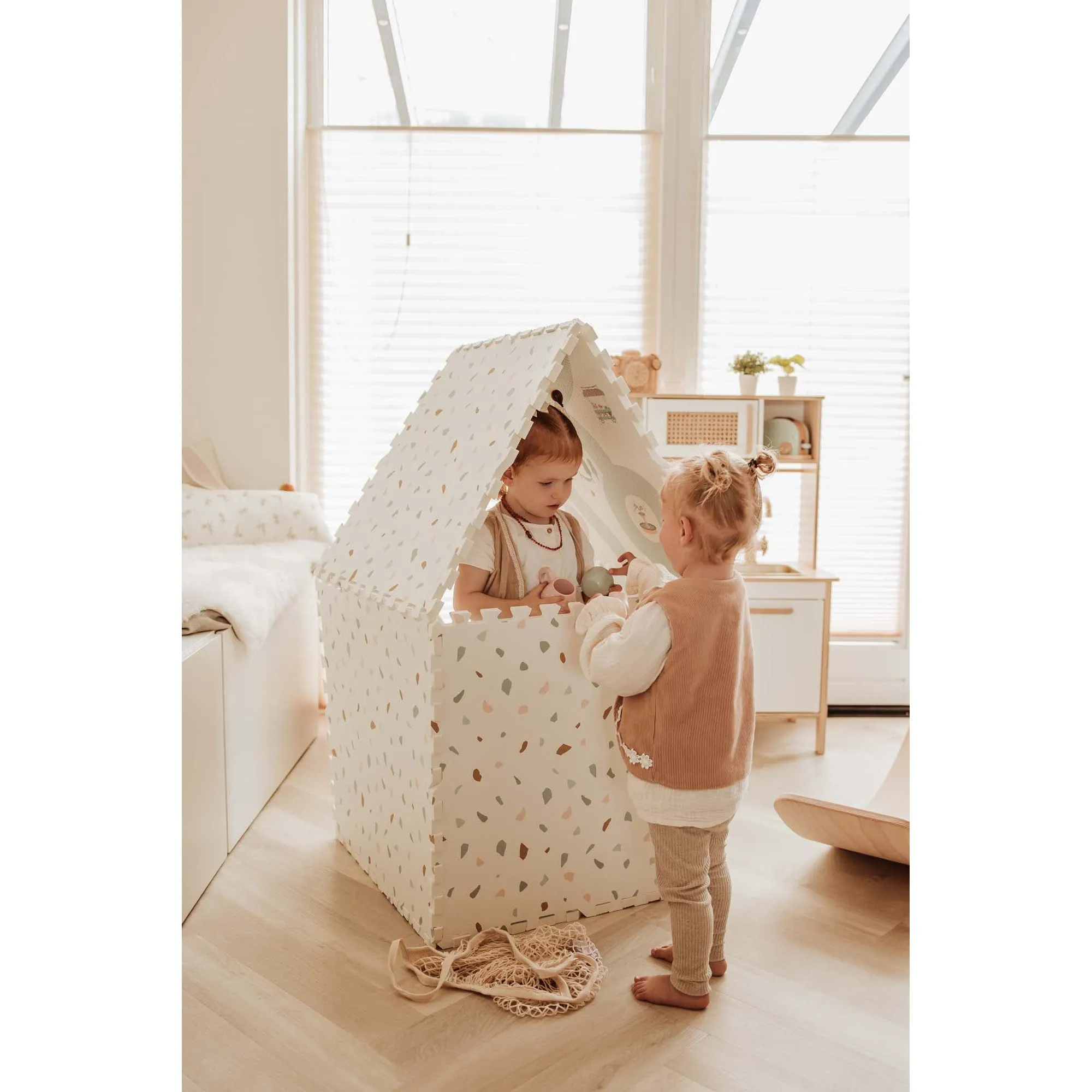 Play&Go EEVAA 3-in-1 Reversible Puzzle Playmat - Village/Terrazzo - 120x180cm