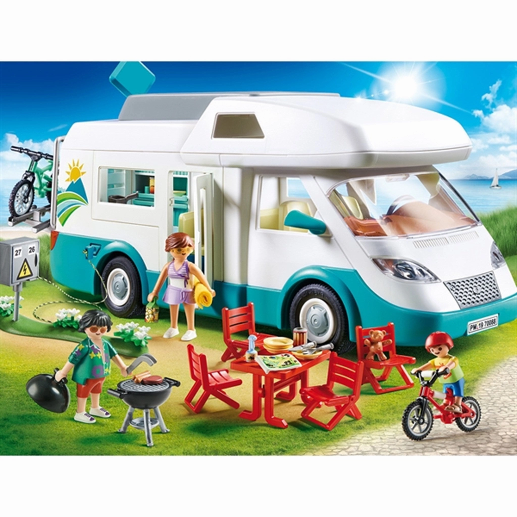 Playmobil Family Fun - Family Camper