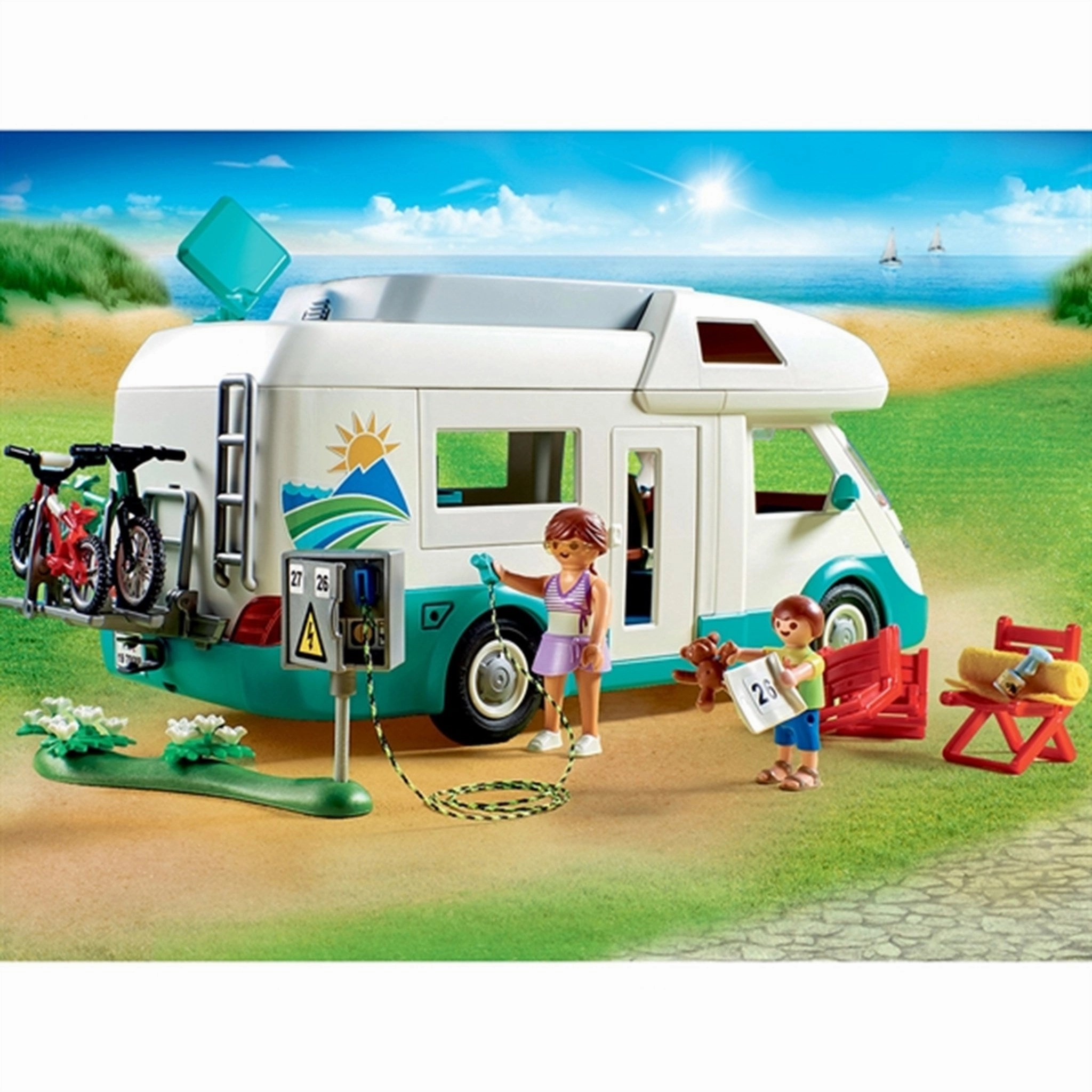 Playmobil Family Fun - Family Camper
