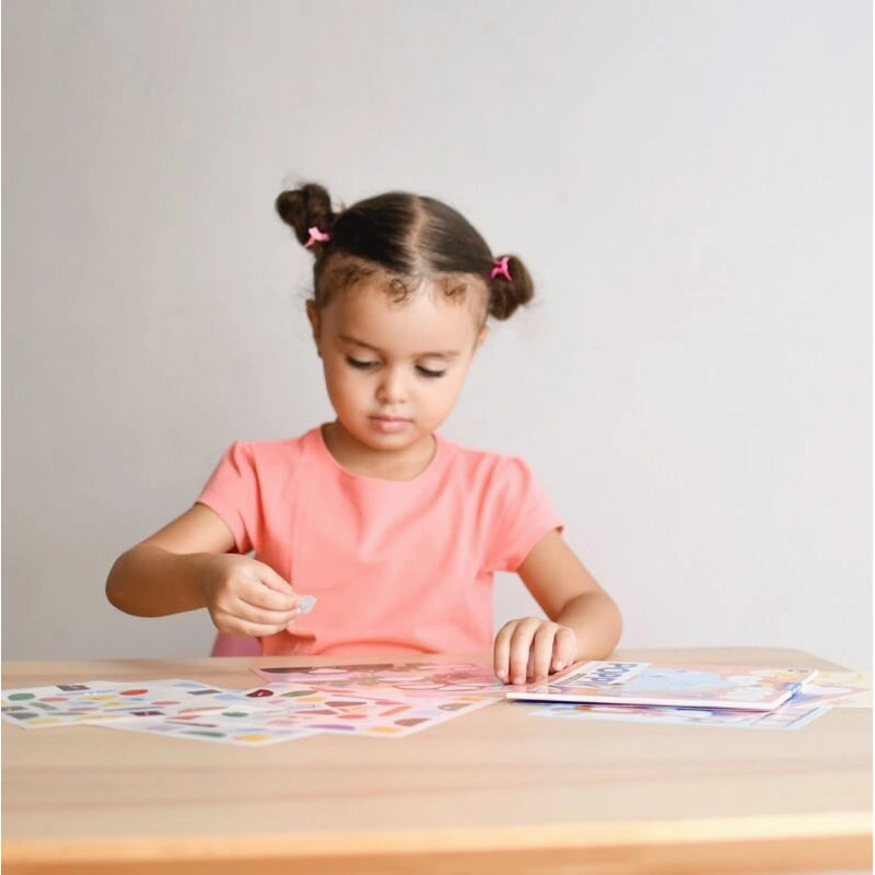 Poppik Baby Animals 6 Cards with 96 Stickers