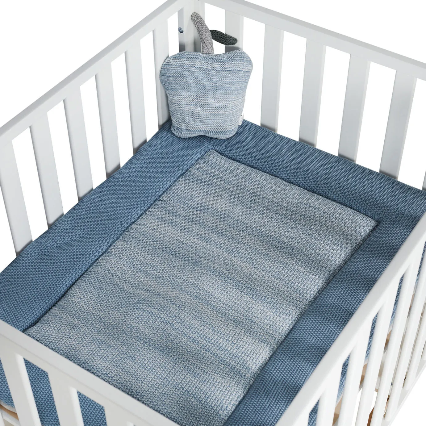 Quax Knitted Toy - Apple Blue