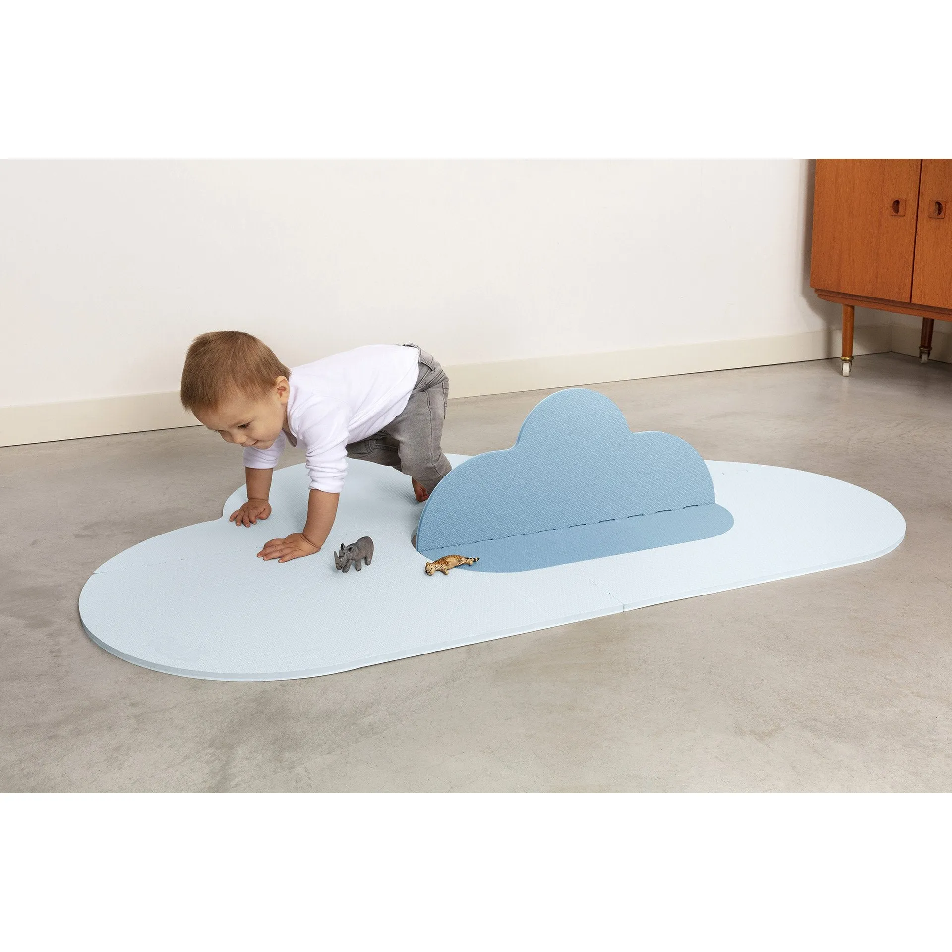Quut Playmat - Head In The Clouds (S - 145 x 90cm) - Dusty Blue