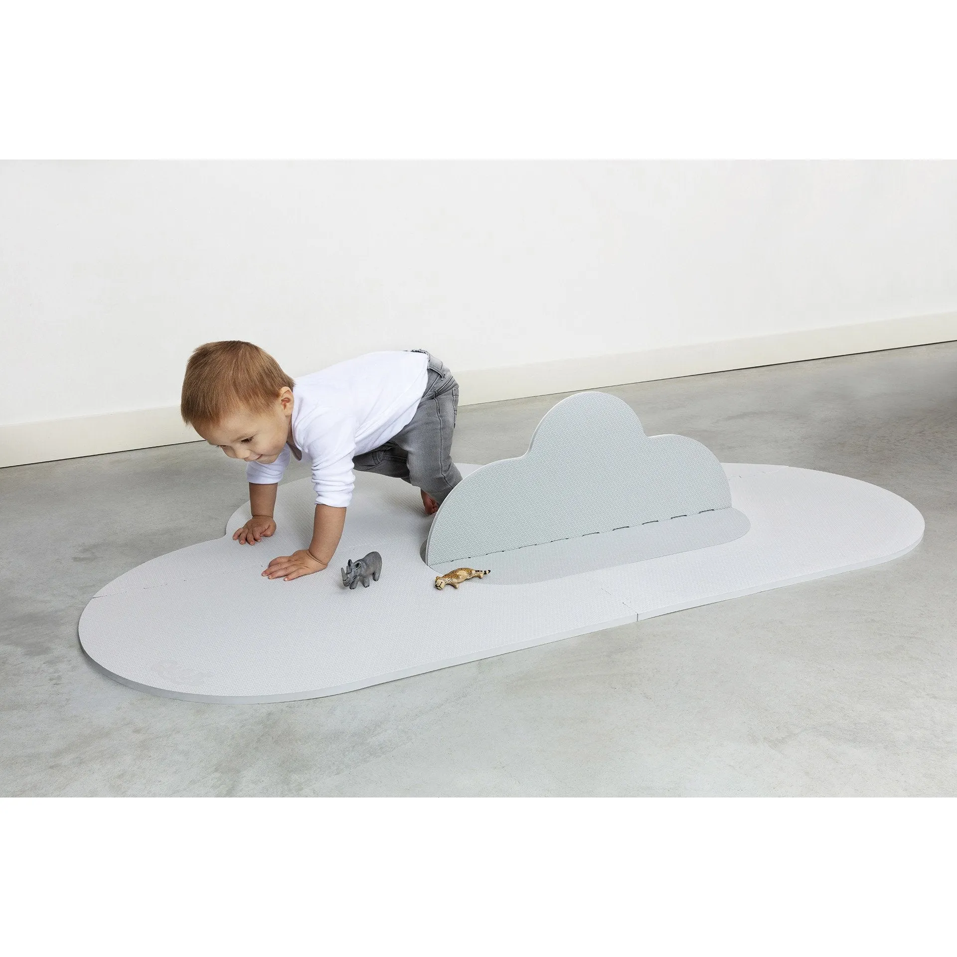 Quut Playmat - Head In The Clouds (S - 145 x 90cm) - Pearl Grey
