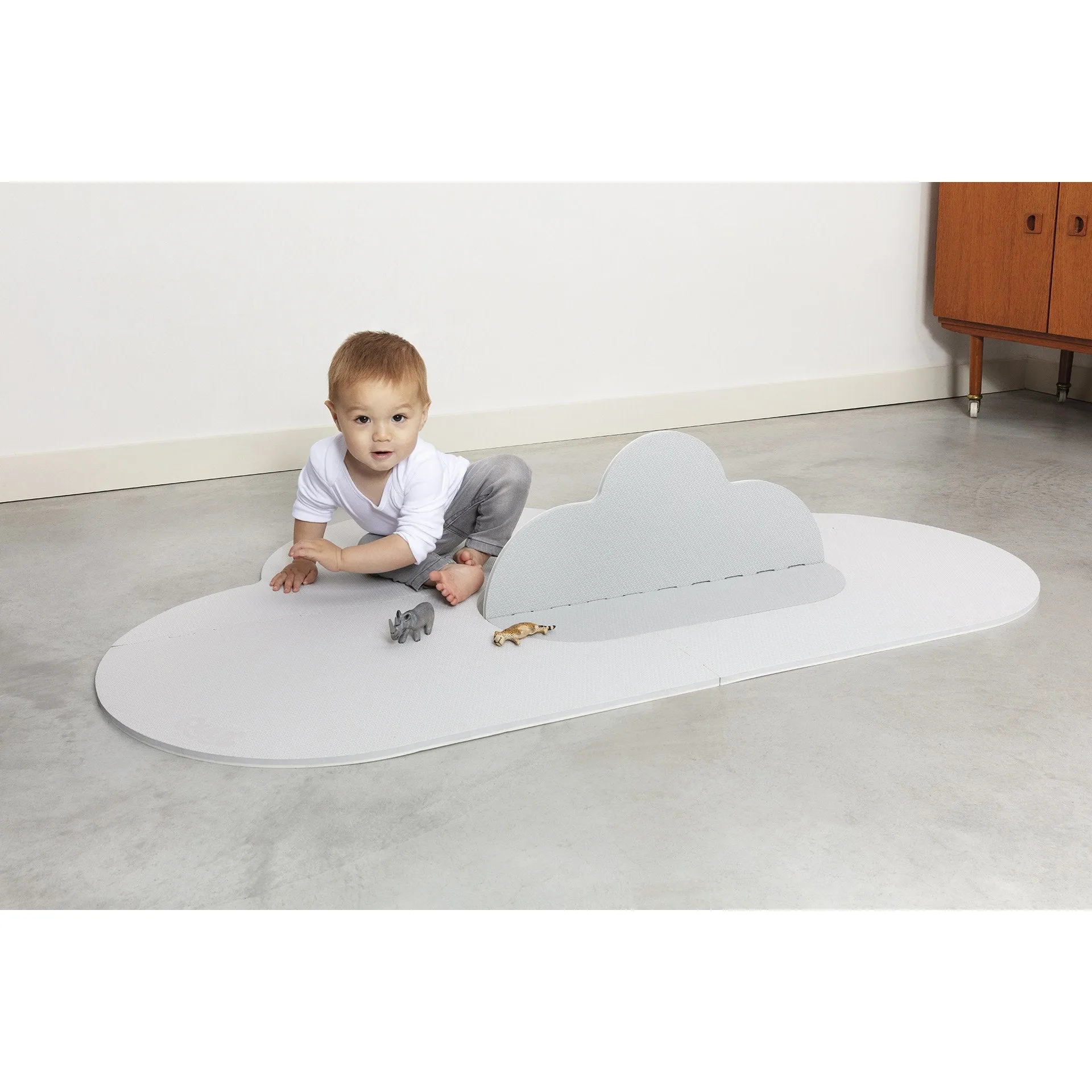 Quut Playmat - Head In The Clouds (S - 145 x 90cm) - Pearl Grey