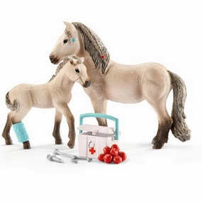 Schleich Horse Club Hannah's First Aid Kit