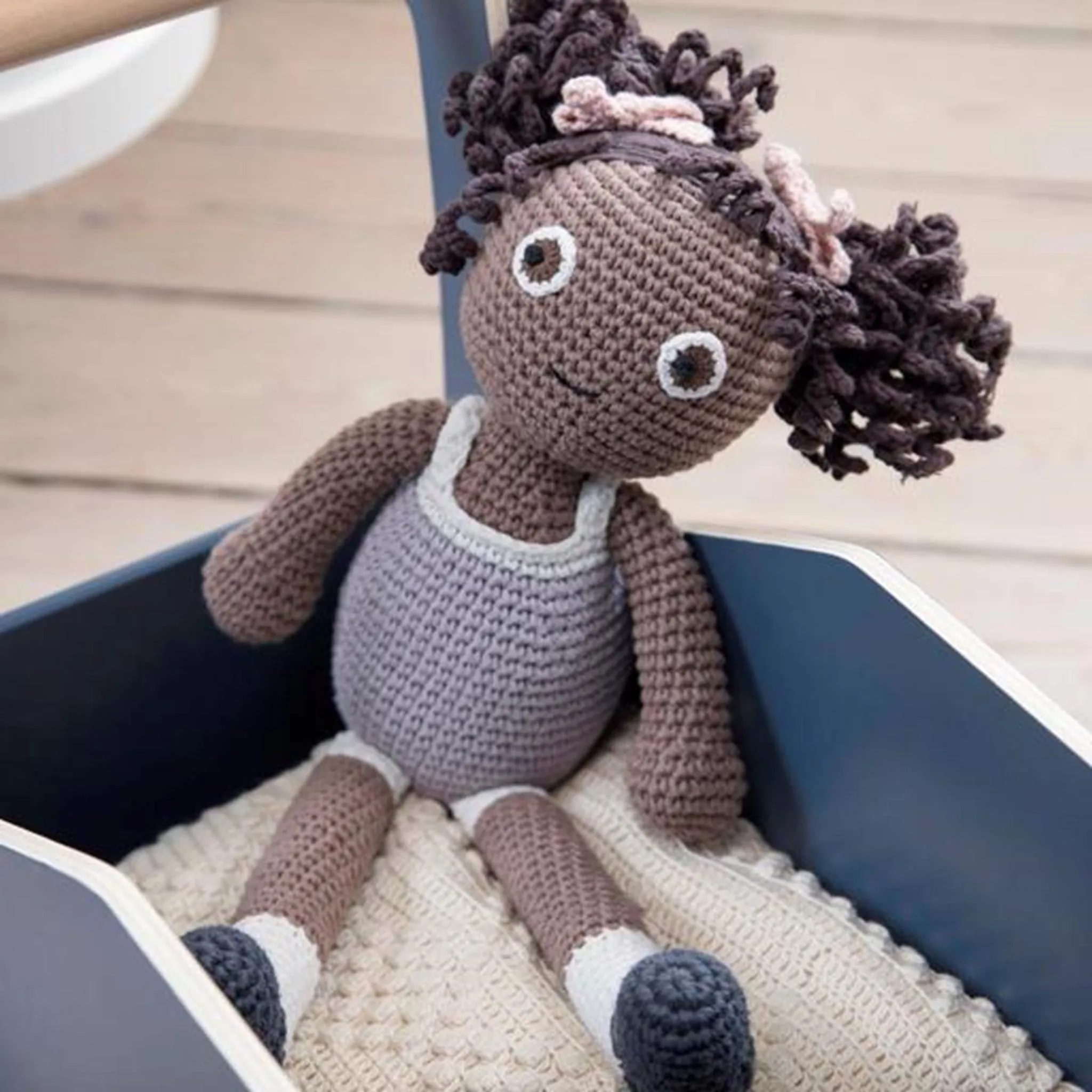 Sebra Knitted Doll Poppy