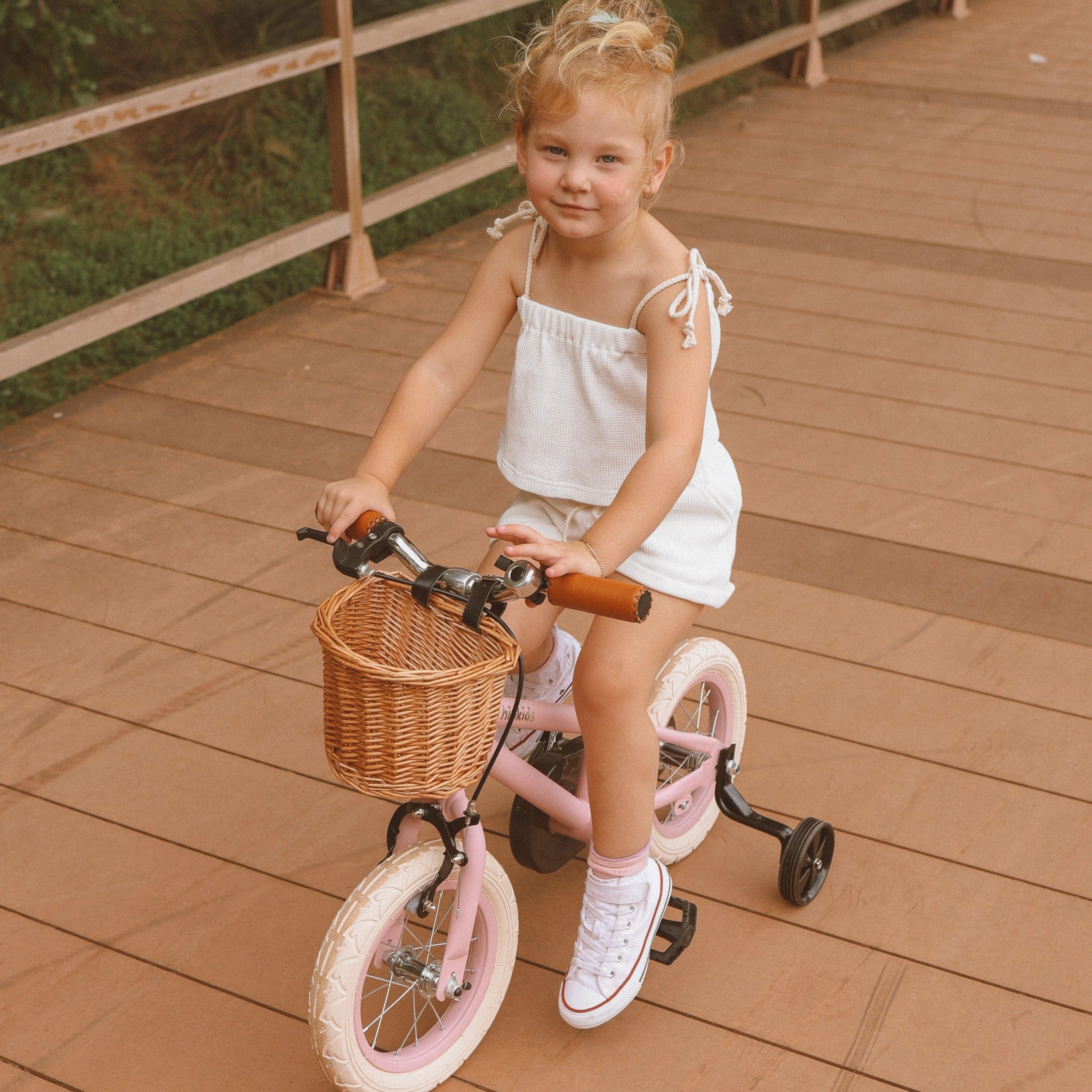 Steel Pedal Bike with Carry Strap Bundle