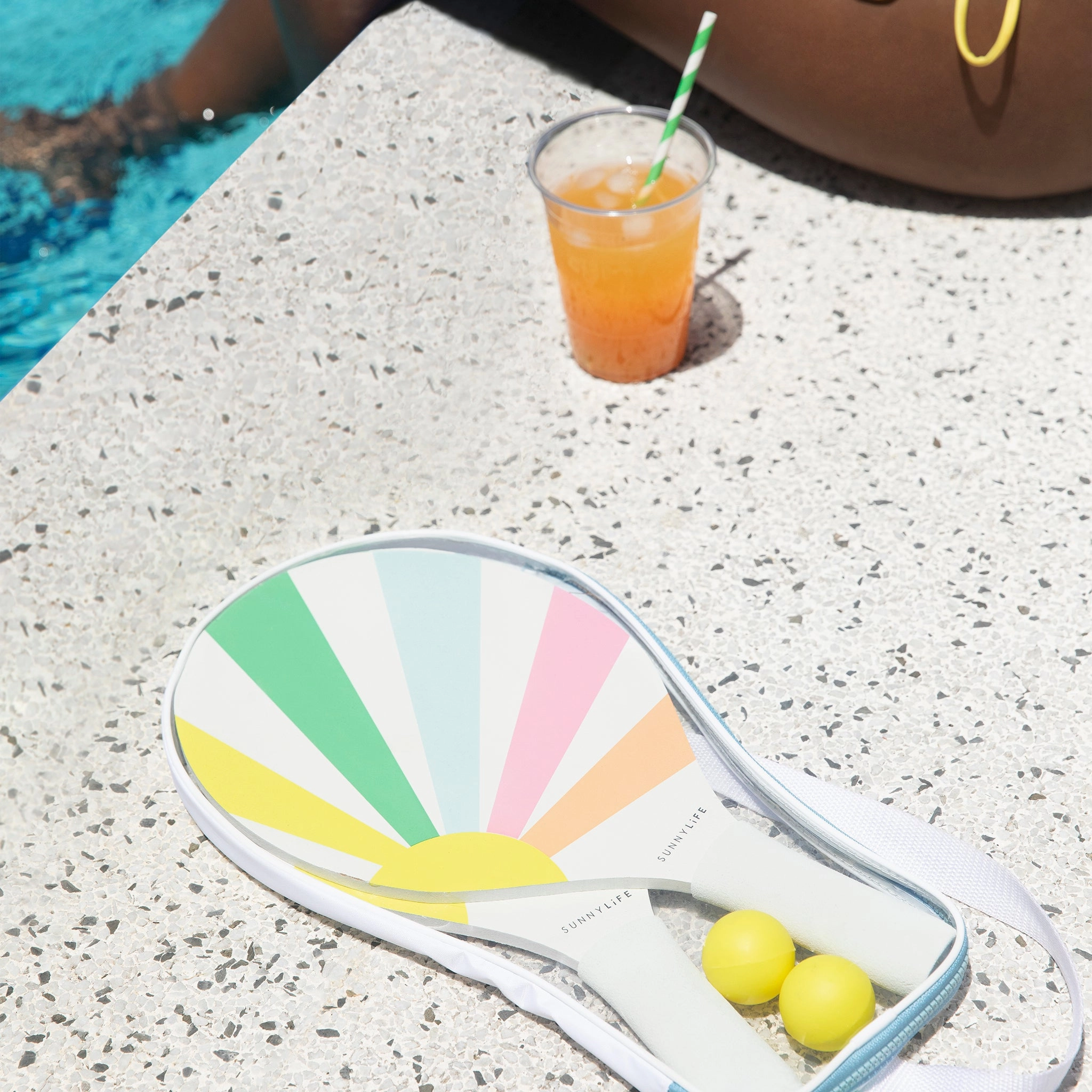 SUNNYLiFE Pool Side Beach Paddle Set Pastel Gelato