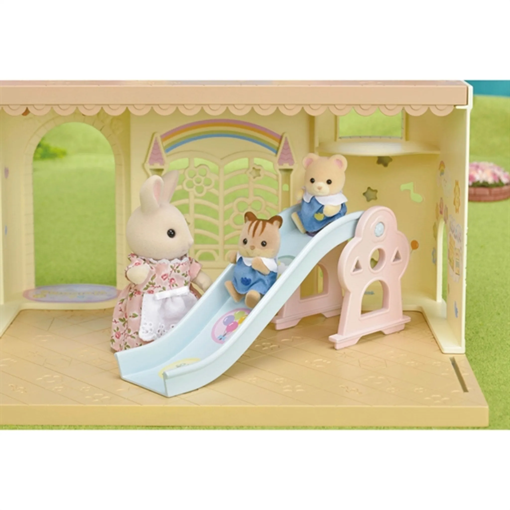 Sylvanian Families Baby Castle Nursery
