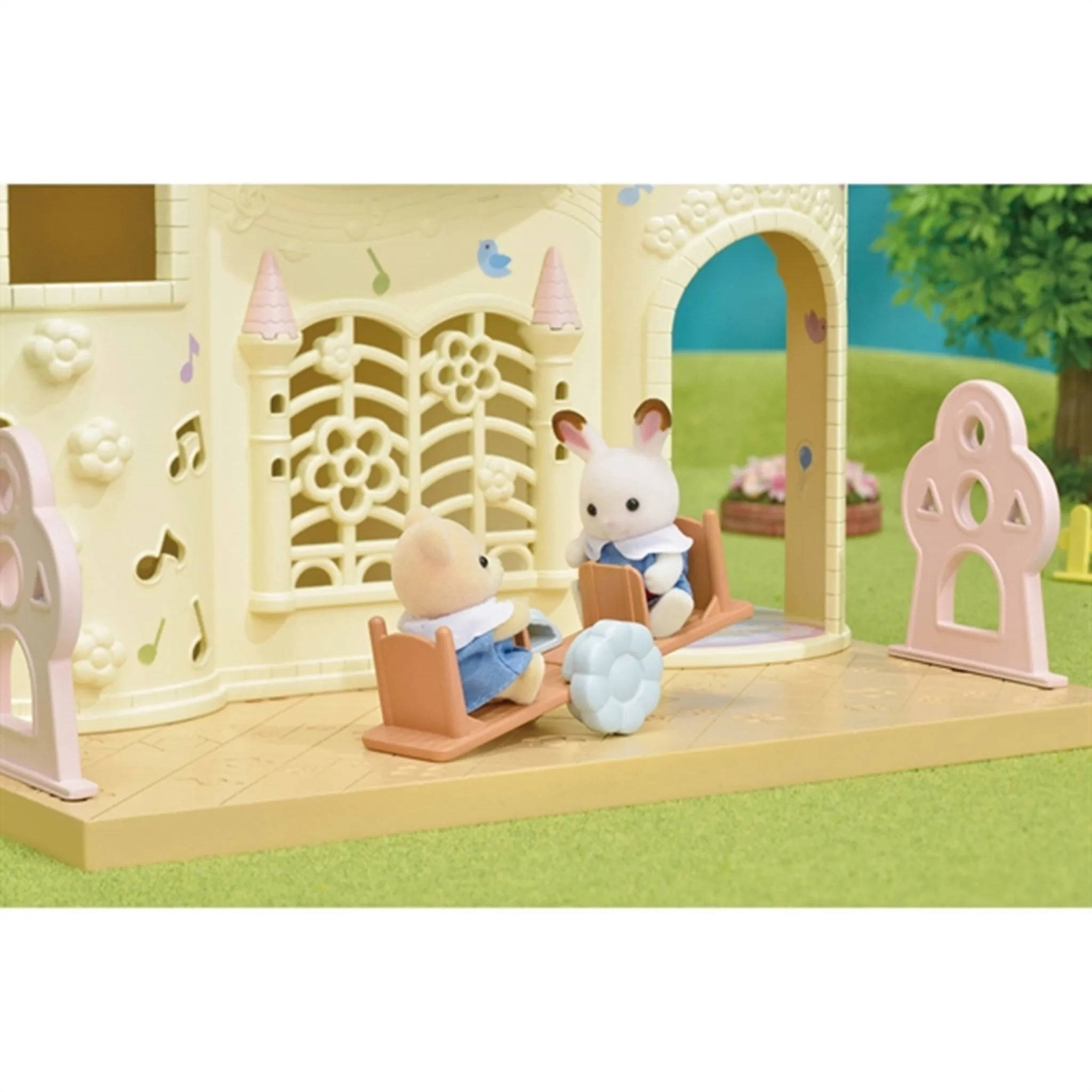Sylvanian Families Baby Castle Nursery