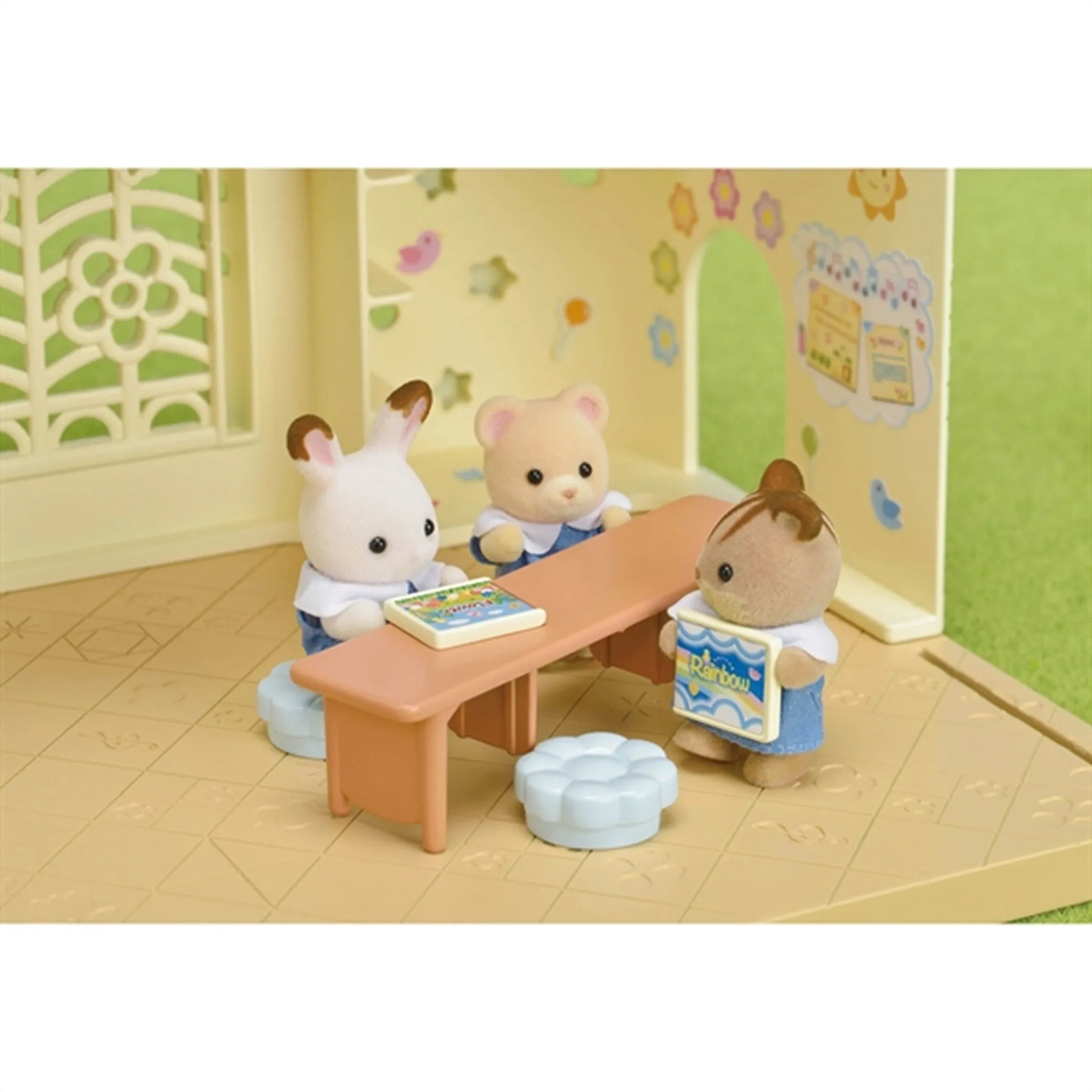 Sylvanian Families Baby Castle Nursery