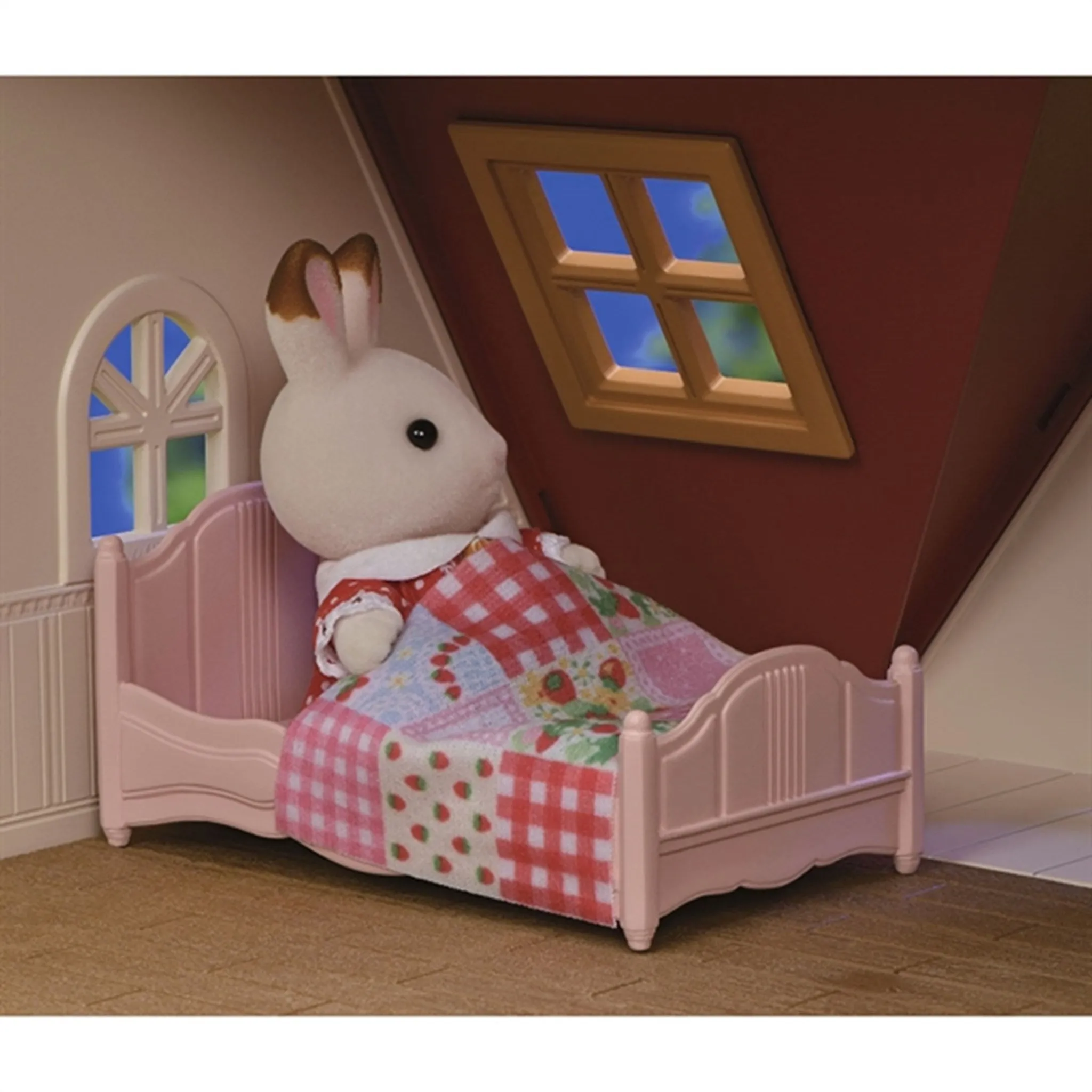 Sylvanian Families? Red Roof Cosy Cottage