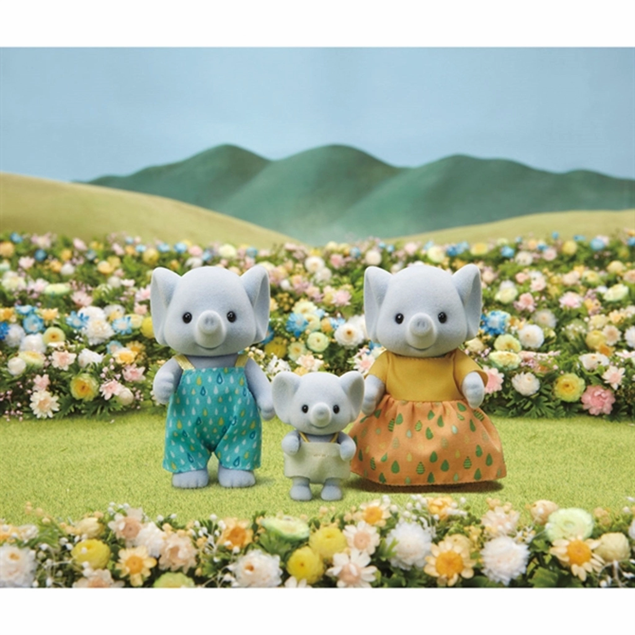Sylvanian Families Elephant Family