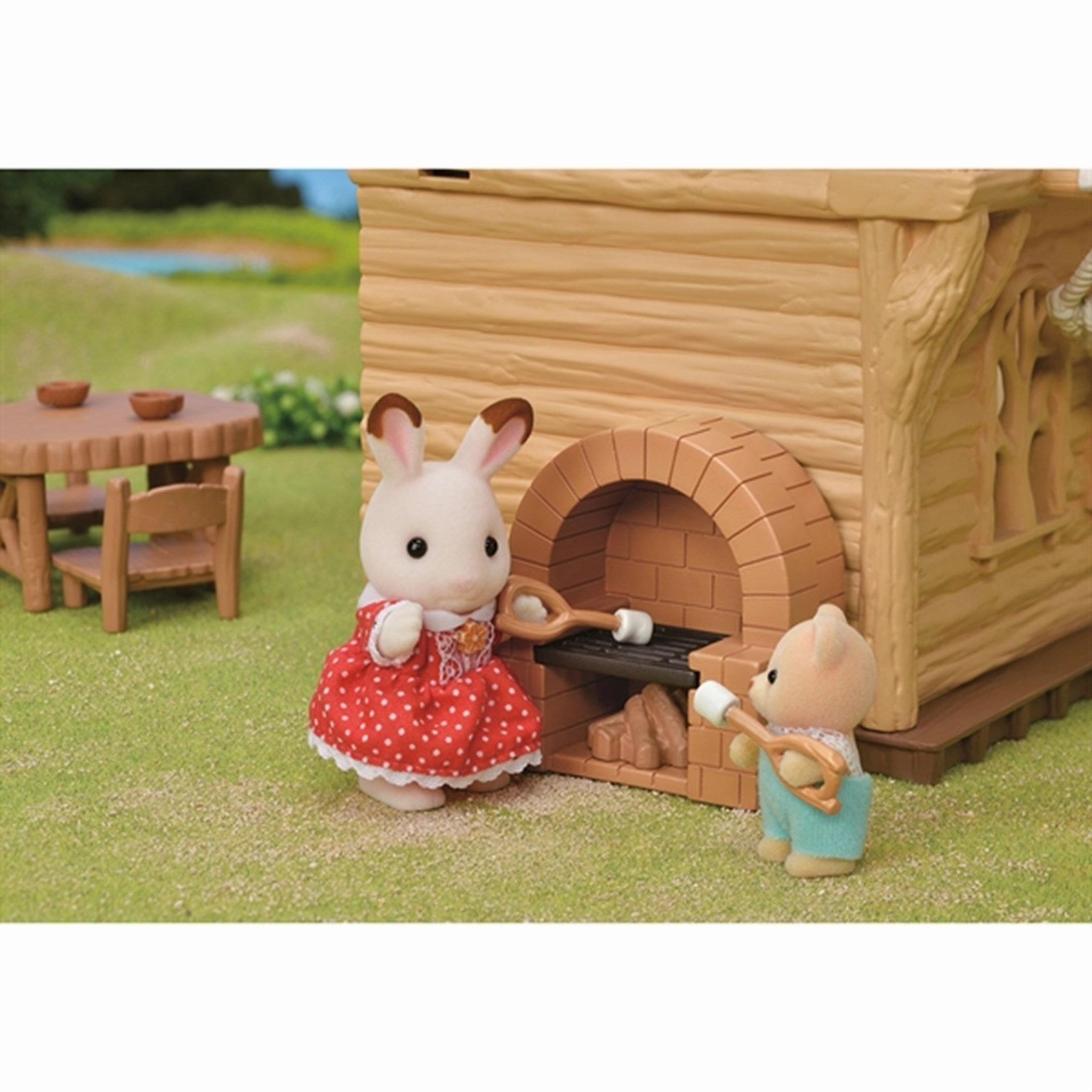 Sylvanian Families Lakeside Lodge