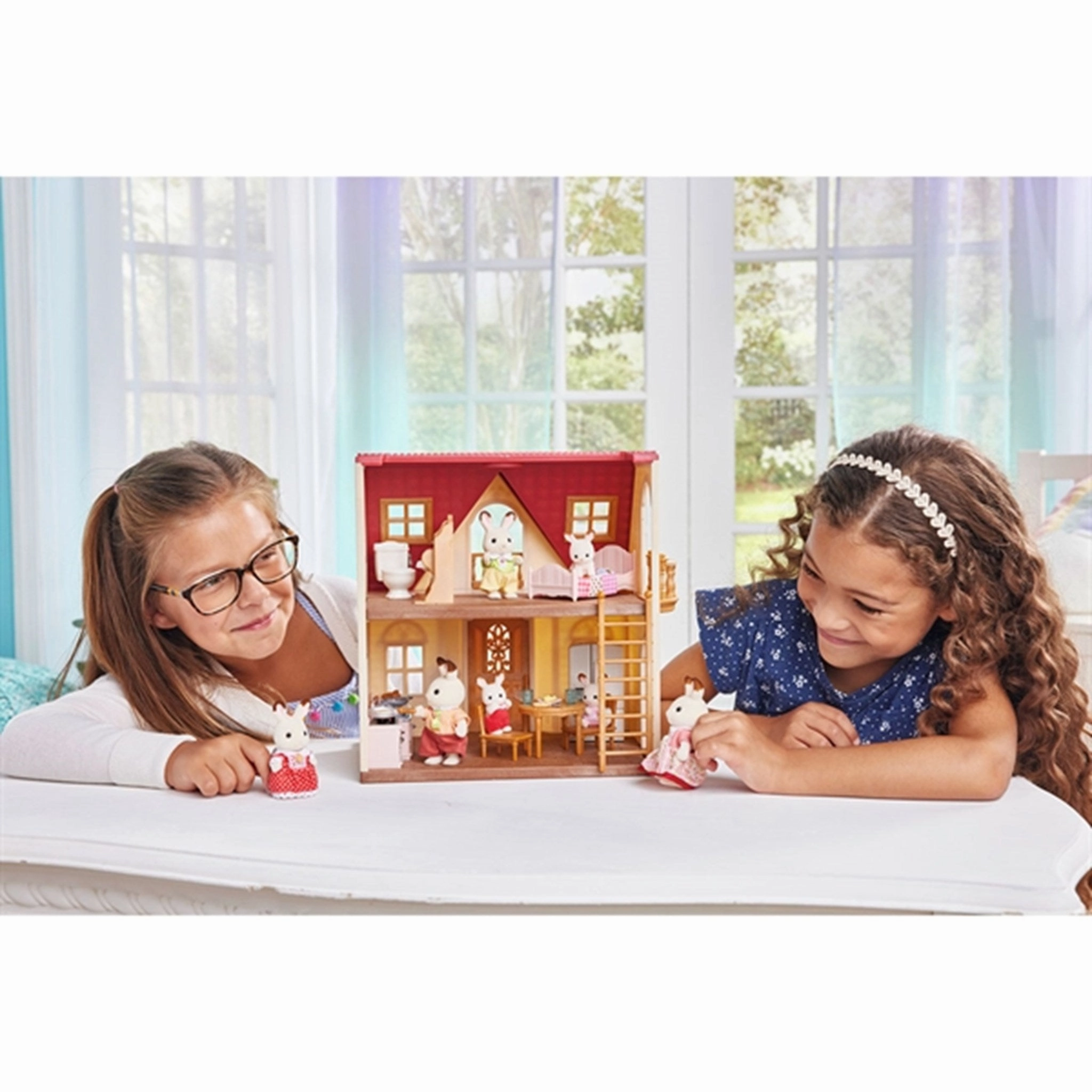 Sylvanian Families Red Roof Cosy Cottage
