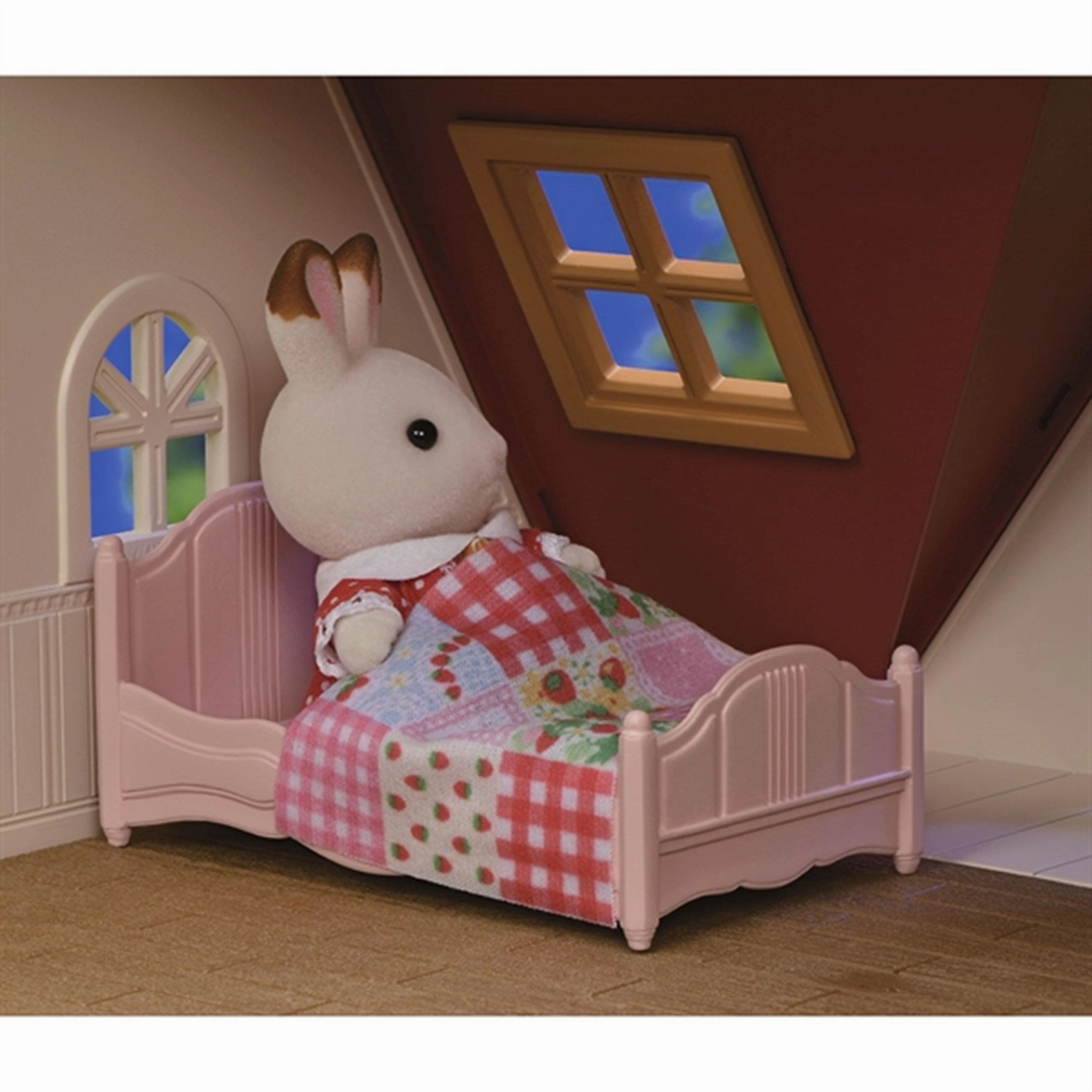 Sylvanian Families Red Roof Cosy Cottage