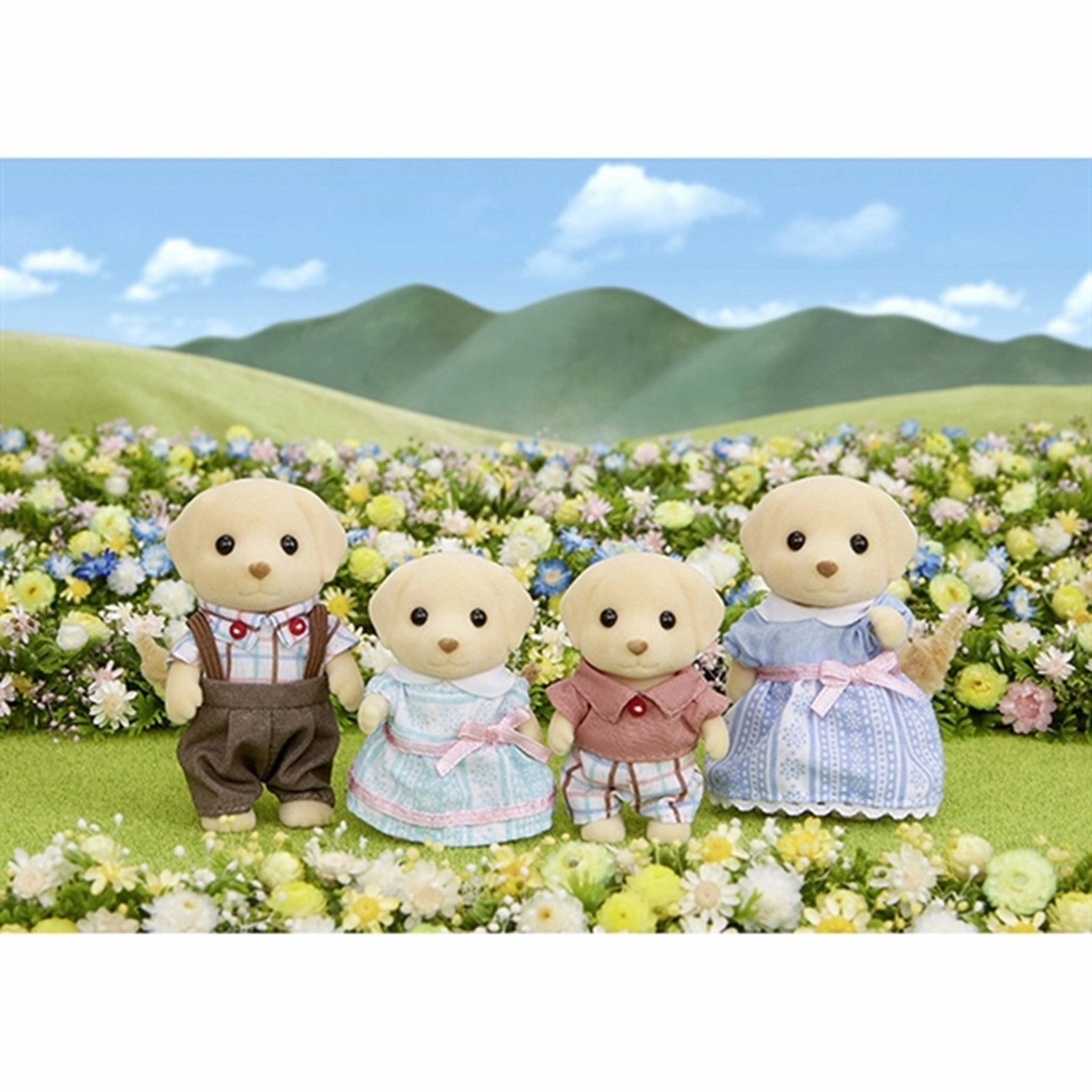 Sylvanian Families Yellow Labrador Family