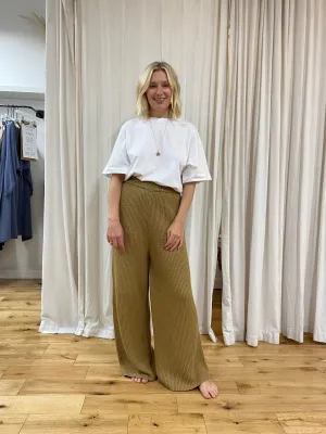 Taka Knitted Trousers in Sand Size S
