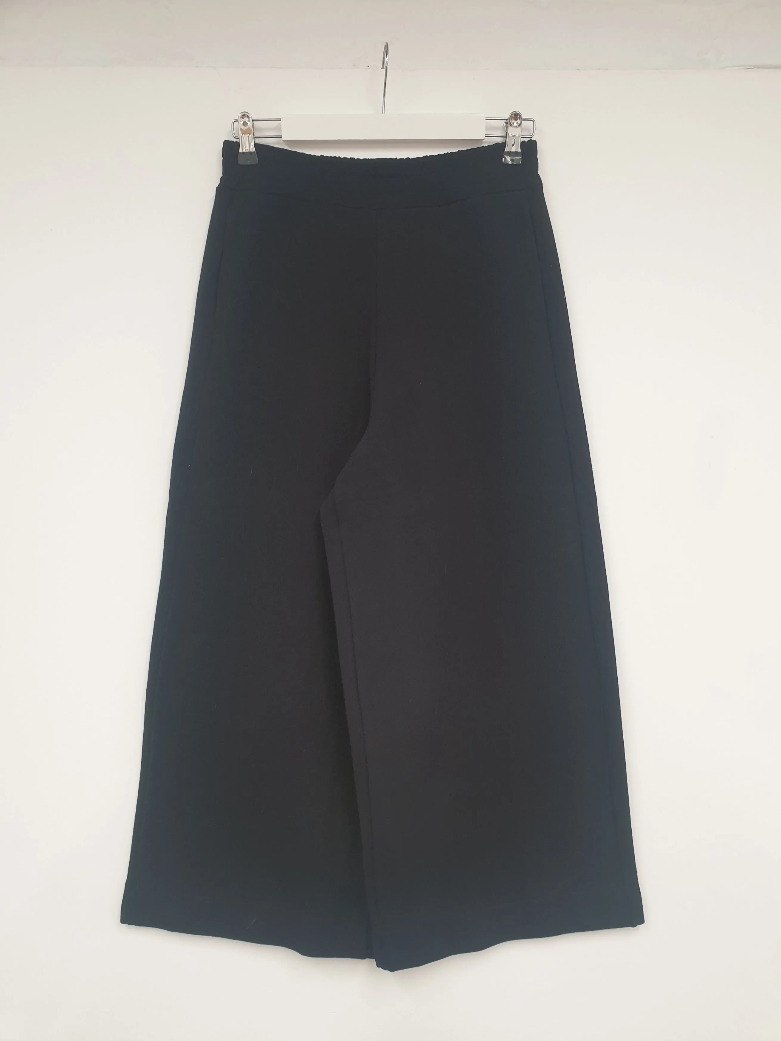 Taya Organic Cotton Felpe Jogger in Black