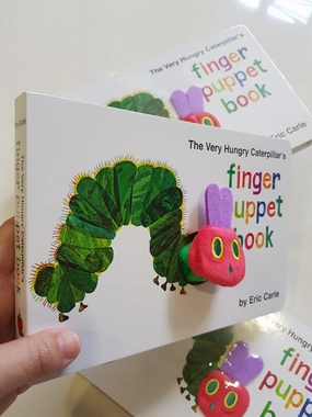 The Very Hungry Caterpillar Finger Puppet Book