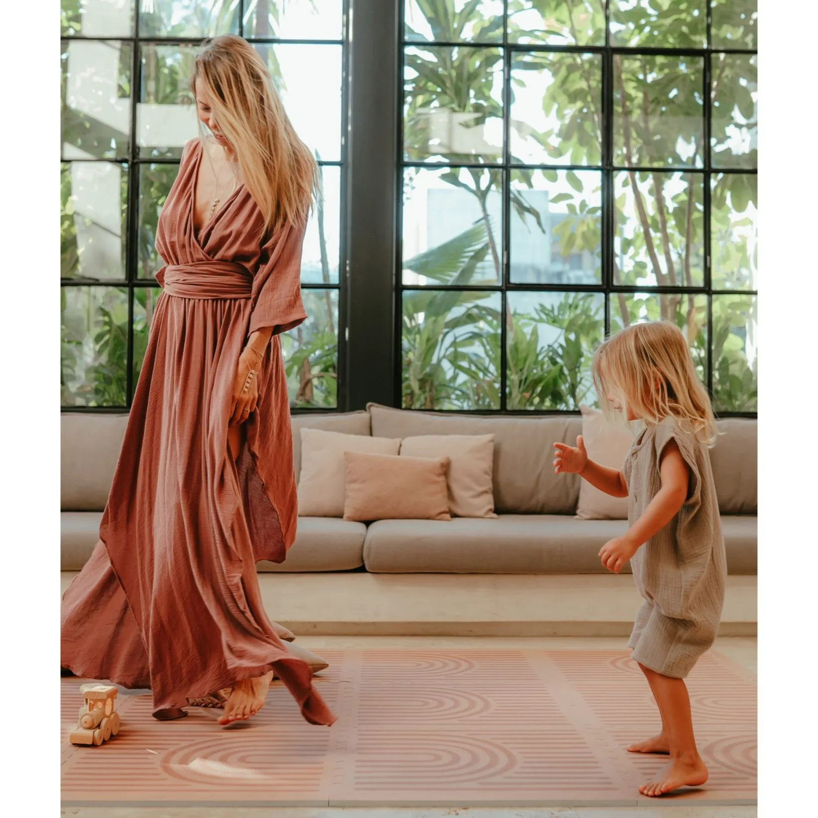 Toddlekind Prettier Playmat  - Linear Camel 120x180cm - 612