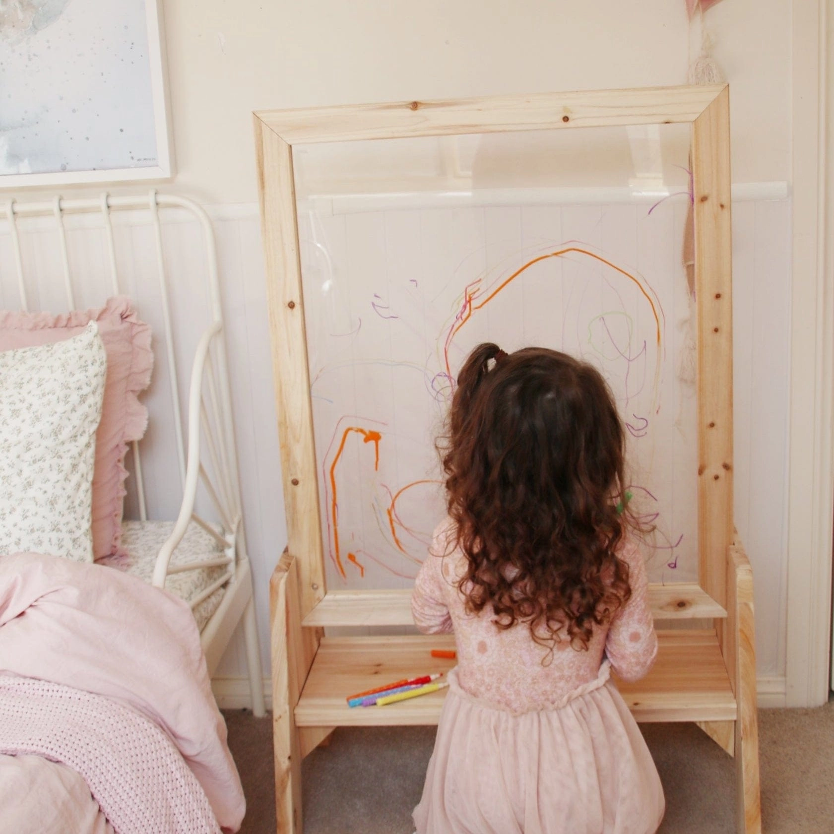 Toddler Perspex Easel